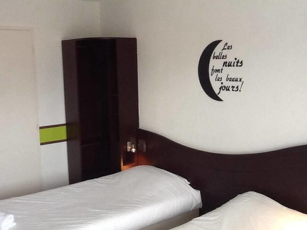 Couett' Hotel Rumilly エクステリア 写真